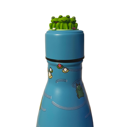froggy bottle zoomed in top